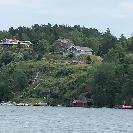 With Views Over The Sannesfjord Semesterbostad Risør